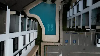 Superbe appartement moderne de 2 chambres au Costa Rica : piscine, balcon, vues sur l'océan et les montagnes 4