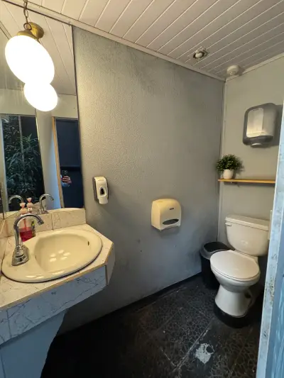 Fully Equipped - El Observatorio: Entertainment Space in San José 3
