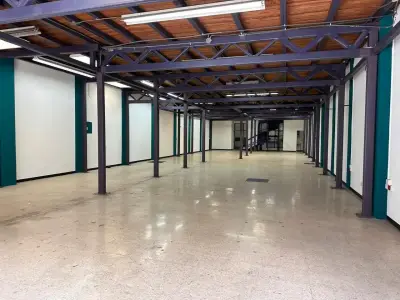 Bâtiment commercial de 698 m² à San José Centre - District Catedral | ZC-2 3