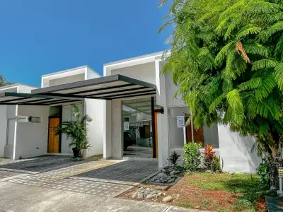 Villa de plage à Jaco 2