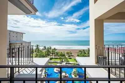 Vue Océanique Front-de-Mer – Condo 1 C.à.c. au Croc's Resort & Casino – Jacó 5
