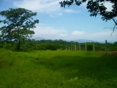 Terrain de 2 027 m² avec vue sur l'océan à Guacalillo 1