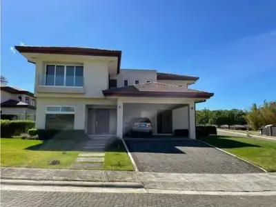 Maison contemporaine à Hacienda Espavel 1