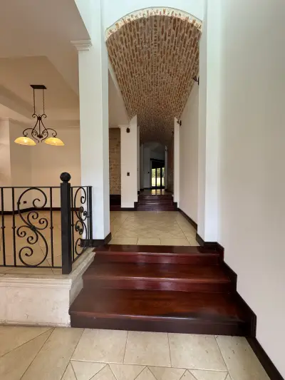 SALE / Majesty and Exclusivity in Santa Ana! Your Dream Haven Awaits 3