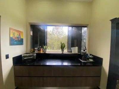 Élégante maison familiale avec grand patio et vues verdoyantes à San Ramón de La Unión 4