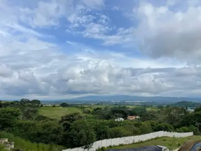 Maison moderne à vendre à Grecia, Alajuela 3