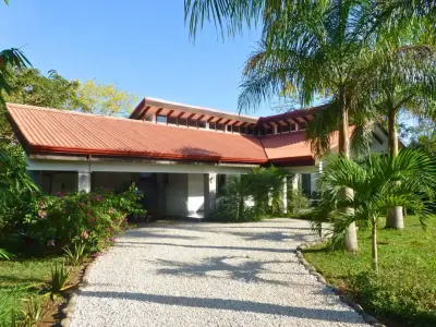 Domaine privé exclusif Villa Palma Royal avec luxe moderne et charme naturel, écuries à Las Delicias, Santa Teresa 2