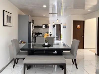 Modern and elegant house in Zaragoza de Palmares with an excellent location. 4