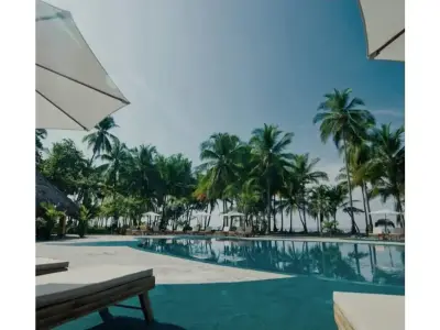 Hôtel Costa Rica : 15 lits, emplacement de choix, excellent investissement 5