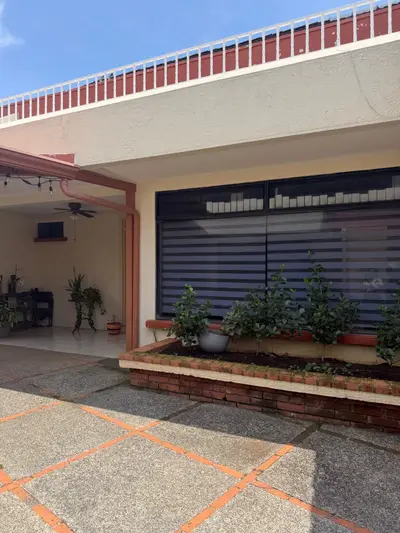 Deux maisons jumelles à Bosques de Doña Rosa - Heredia 5