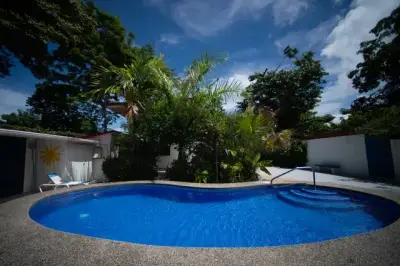 Hôtel-boutique à vendre à Playa Jacó 1