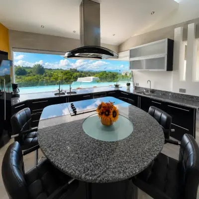 Domaine de luxe en montagne avec ruisseau privé, piscine et vues panoramiques à Coronado, Costa Rica 3
