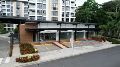Espace commercial/de bureau moderne flambant neuf à Jacó, Costa Rica - Emplacement privilégié 4