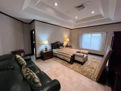 Superbe maison de luxe à Bosques de Lindora, Santa Ana 3
