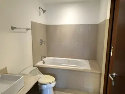 Condo moderne d'une chambre à Escazú, San José 3