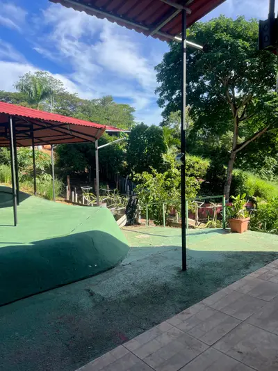 Propriété à vendre à Cuarros de Lagunillas, Garabito | 2 044 m² avec 2 chambres 3
