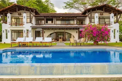 Domaine de luxe de style villégiature avec vue sur l'océan | Tambor, Costa Rica 1