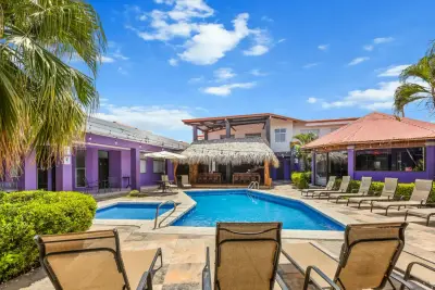 Paradis Tropical : Location de Vacances Privée de 20 Chambres Près du Casino Cocal 1