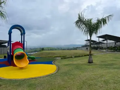 Terrain Idéal pour Développement à Grecia, Alajuela - Votre Vision Vous Attend! 4