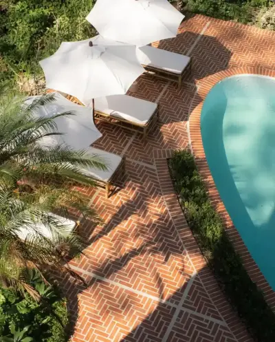 House in Hermosa with 3 Spacious 105 m² Units with Pool - Turnkey income oppportunity 5