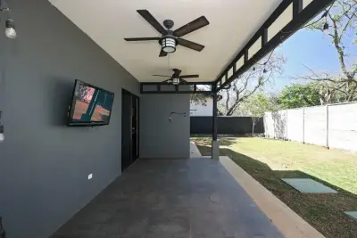 Superbe maison moderne neuve de 2 chambres et 2 salles de bain à La Garita, Alajuela (2022) 4