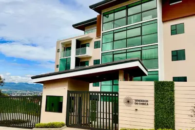 Vente / Appartements de Luxe en Copropriété, San Miguel, Escazú, San José 4