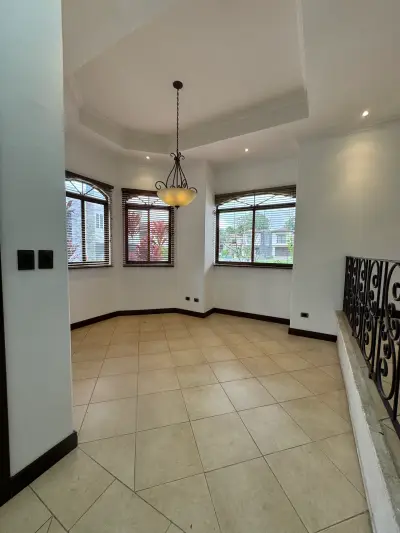 SALE / Majesty and Exclusivity in Santa Ana! Your Dream Haven Awaits 4