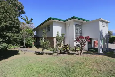 Luxurious 4-Bedroom Rental Property in Costa Rica with Pool and Panoramic Views