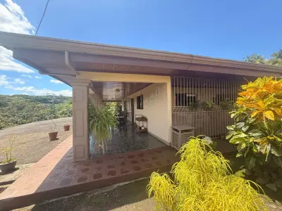 Charmantes villas avec jardins luxuriants et vues sur les montagnes à Poás 5