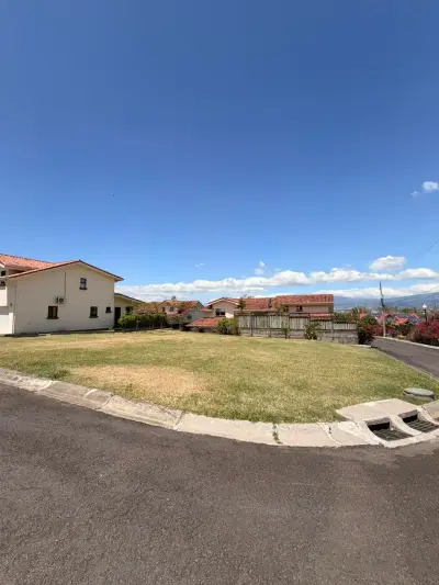 Dernier Lot Disponible Au Condominium Las Pampas – Piedades, Santa Ana 2
