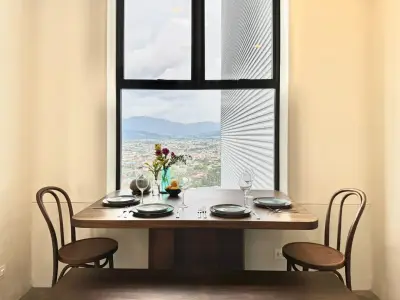 Appartement moderne de 2 chambres avec vue panoramique sur la ville et les montagnes à San José 1