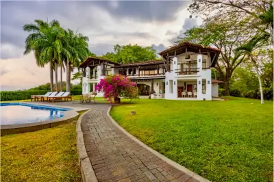 Domaine de luxe de style villégiature avec vue sur l'océan | Tambor, Costa Rica 4