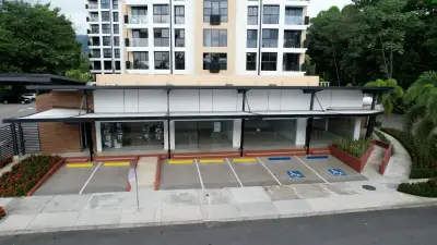Espace commercial/de bureau moderne flambant neuf à Jacó, Costa Rica - Emplacement privilégié 2
