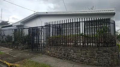 Charmante maison de 3 chambres à Desamparados, San José avec patio et jardin 4