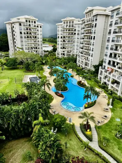 Condo Moderne de 2 Chambres à Jacó avec Piscine Spectaculaire et Espace Social 1