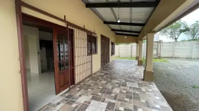 Superbe Maison Avec Vue Sur L'océan À Vendre À Santiago, San Ramón 1