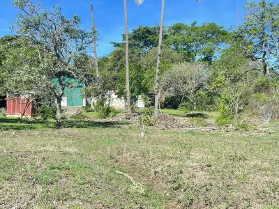 À Vendre : Terrain à bâtir à Santa Ana 4