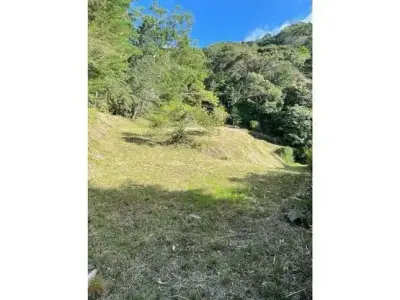 Unique Lot with Spectacular Views in Santa Ana 4