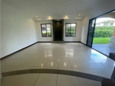 Investment House for Sale in Exclusive Santa Ana Condominium 2