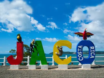 Espace commercial de premier plan à Jacó, Puntarenas : grande visibilité et style de vie côtier 3