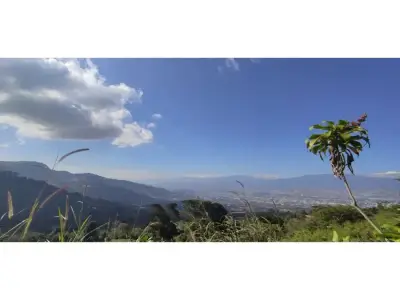 Magnifique terrain à San Antonio de Escazú, superbes vues !