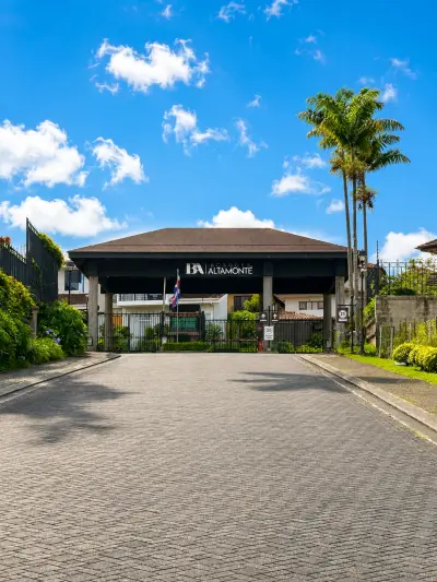 À VENDRE / Luxe moderne inégalé à Altamonte, Costa Rica 1