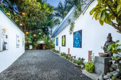 Budha Casa, votre hôtel et locaux commerciaux au cœur de l'avenue principale de Jacó 3