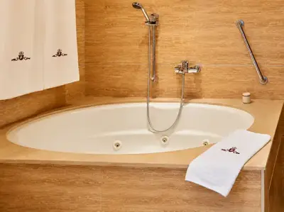 CORTIJO LOS LAURELES | Appartements et Suites de Luxe avec Services Hôteliers, Escazú, San José 5