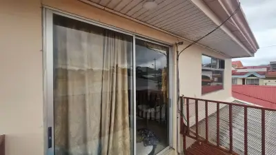 Spacieuse maison familiale de 6 chambres dans le quartier Residencial Saint Clare, Moravia 5