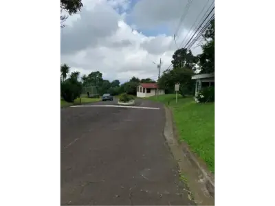 À VENDRE - Terrain à bâtir à San Rafael, Heredia, Kity Mat 1