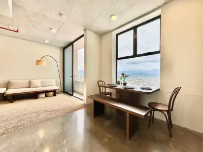 Appartement moderne de 2 chambres avec vue panoramique sur la ville et les montagnes à San José 5