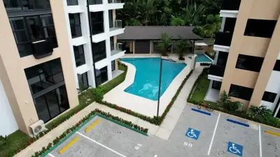Nouveau appartement de luxe 2 chambres au Costa Rica : piscine, design moderne et vues verdoyantes 5