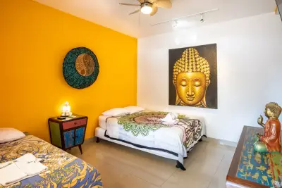 Budha Casa, votre hôtel et locaux commerciaux au cœur de l'avenue principale de Jacó 5