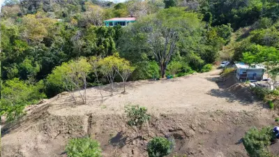 Magnifique terrain avec vue sur l'océan à Roma del Mar 2